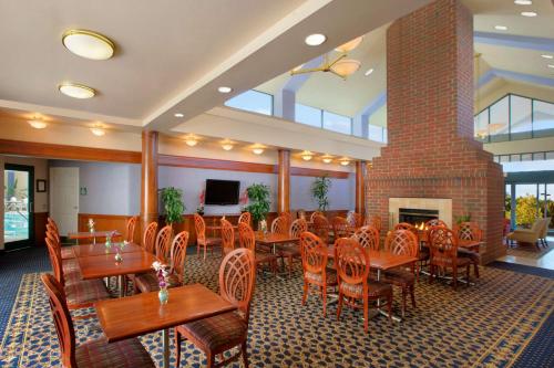 Homewood Suites Fall Church,Near Inova Fairfax Hospital,3 star