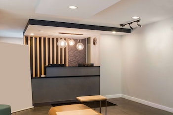 Sonesta Simply Suites Falls Church,Seven Corners>>Falls Church,3 star