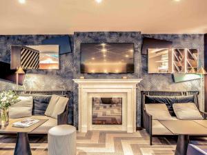 Mercure Paris Arc De Triomphe Etoile,Near Arc De Triomphe,4 star