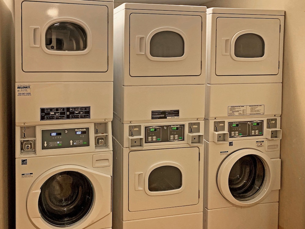 mainstay suites middleburg heights cleveland airport