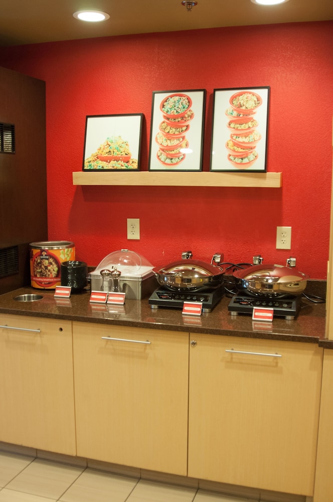 mainstay suites middleburg heights cleveland airport