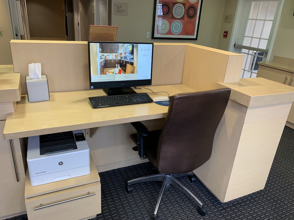 mainstay suites middleburg heights cleveland airport