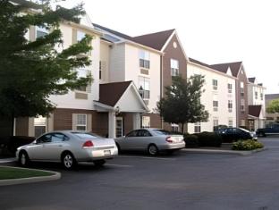mainstay suites middleburg heights cleveland airport