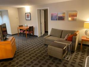 mainstay suites middleburg heights cleveland airport