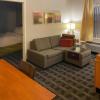 mainstay suites middleburg heights cleveland airport