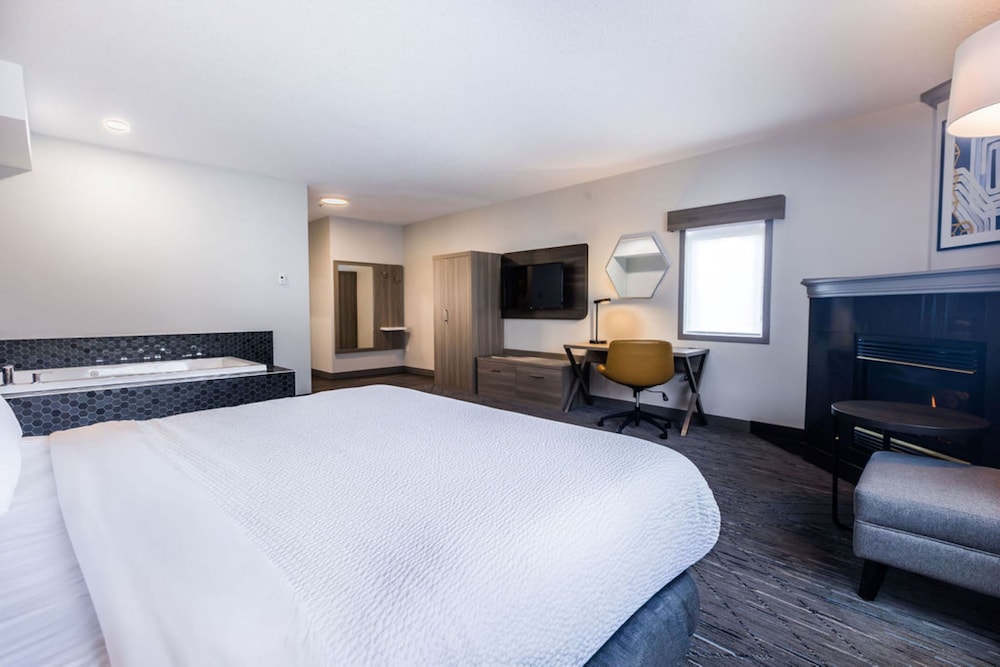 holiday inn express and suites calgary south macleod trail s