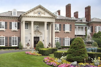 the mansion at glen cove