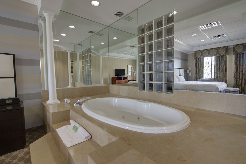 holiday inn plainview long island by ihg
