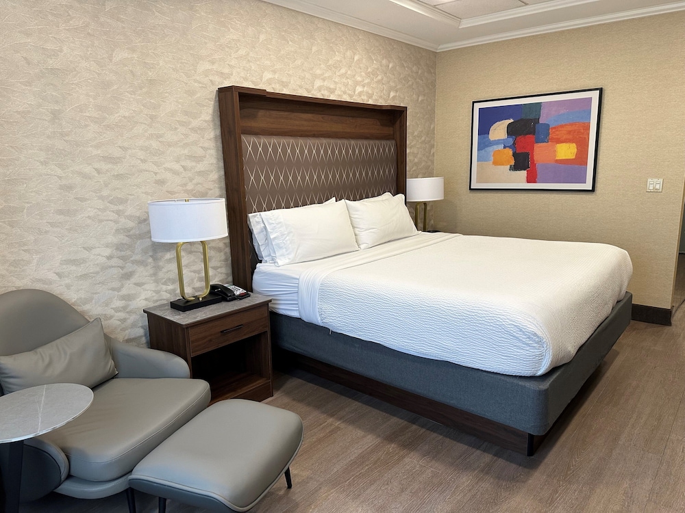 holiday inn plainview long island by ihg