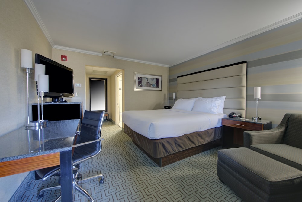 holiday inn plainview long island by ihg