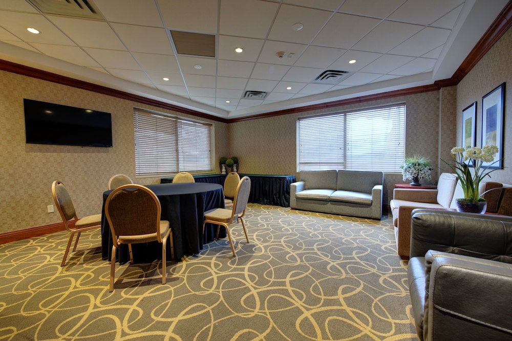 holiday inn plainview long island by ihg