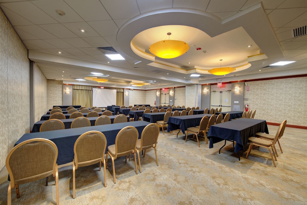 holiday inn plainview long island by ihg