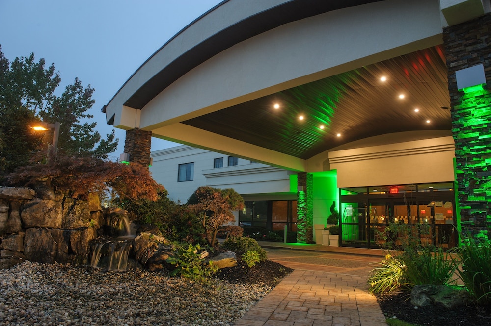 holiday inn plainview long island by ihg