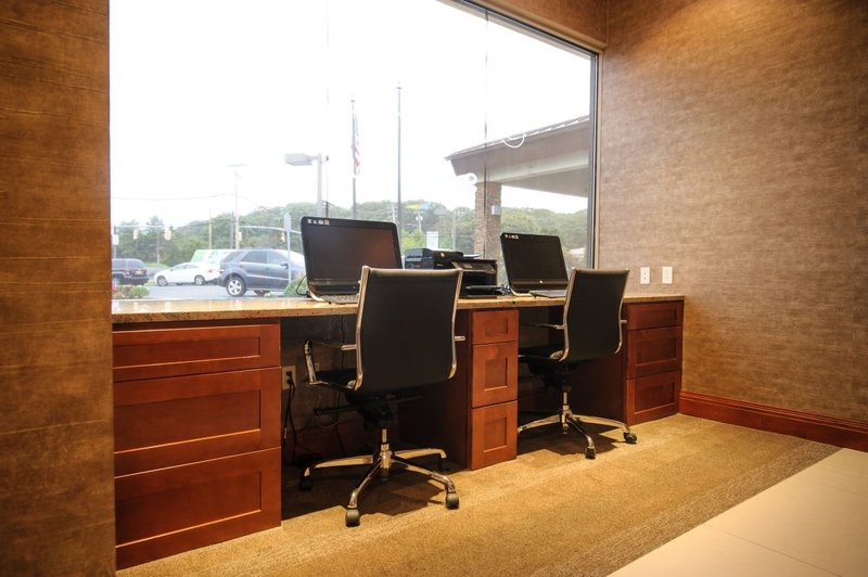 holiday inn plainview long island by ihg