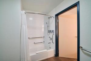 four points by sheraton cleveland eastlake