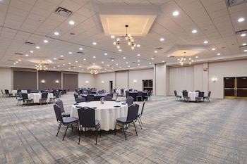 Four Points By Sheraton Cleveland-Eastlake,Eastlake>>Cleveland,3 star
