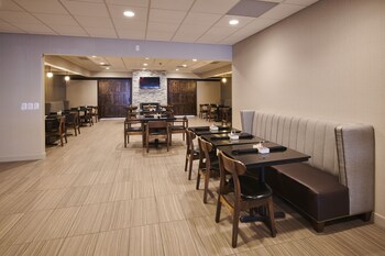 Four Points By Sheraton Cleveland-Eastlake,Eastlake>>Cleveland,3 star