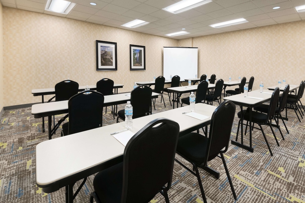 hampton inn cleveland downtown