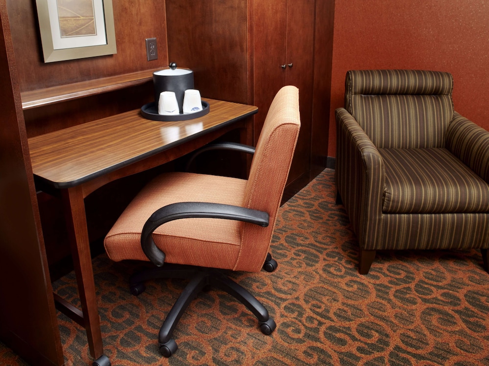 hampton inn cleveland downtown