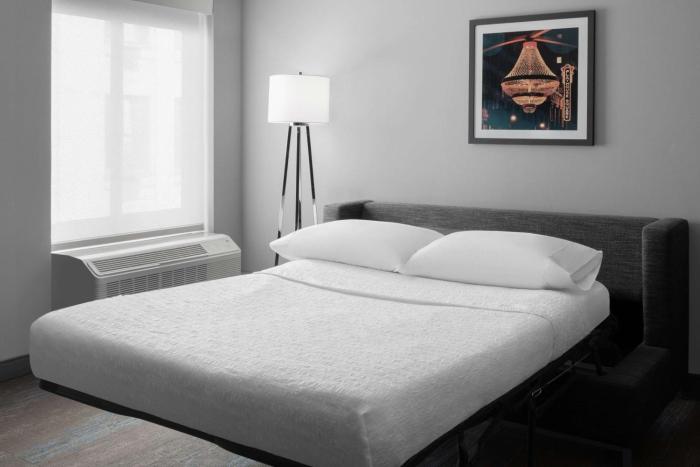 hampton inn cleveland downtown