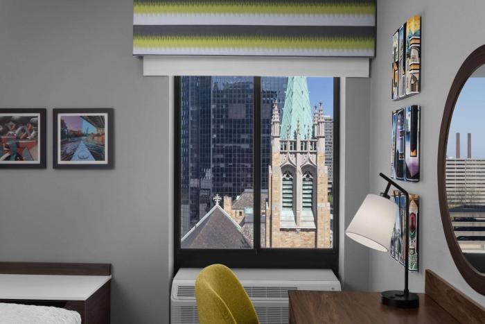 hampton inn cleveland downtown