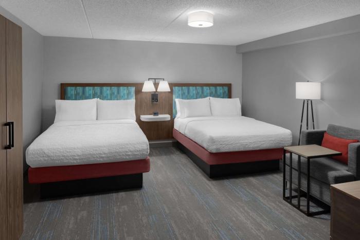 hampton inn cleveland downtown