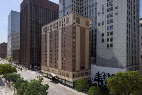 hampton inn cleveland downtown