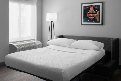 hampton inn cleveland downtown