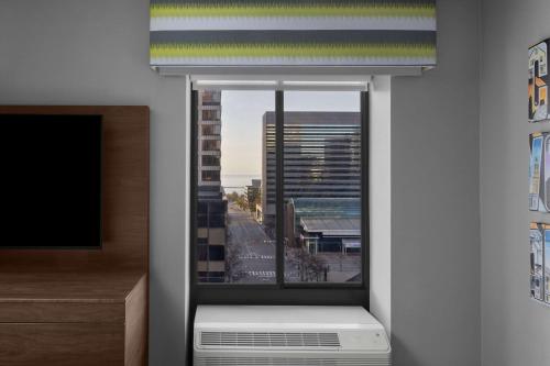 hampton inn cleveland downtown