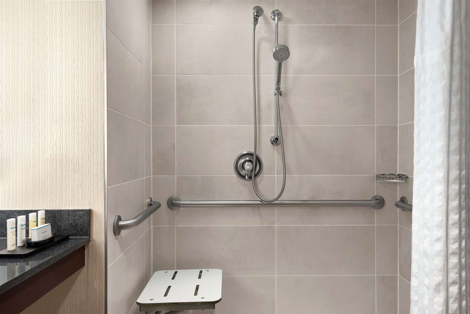 embassy suites by hilton cleveland rockside