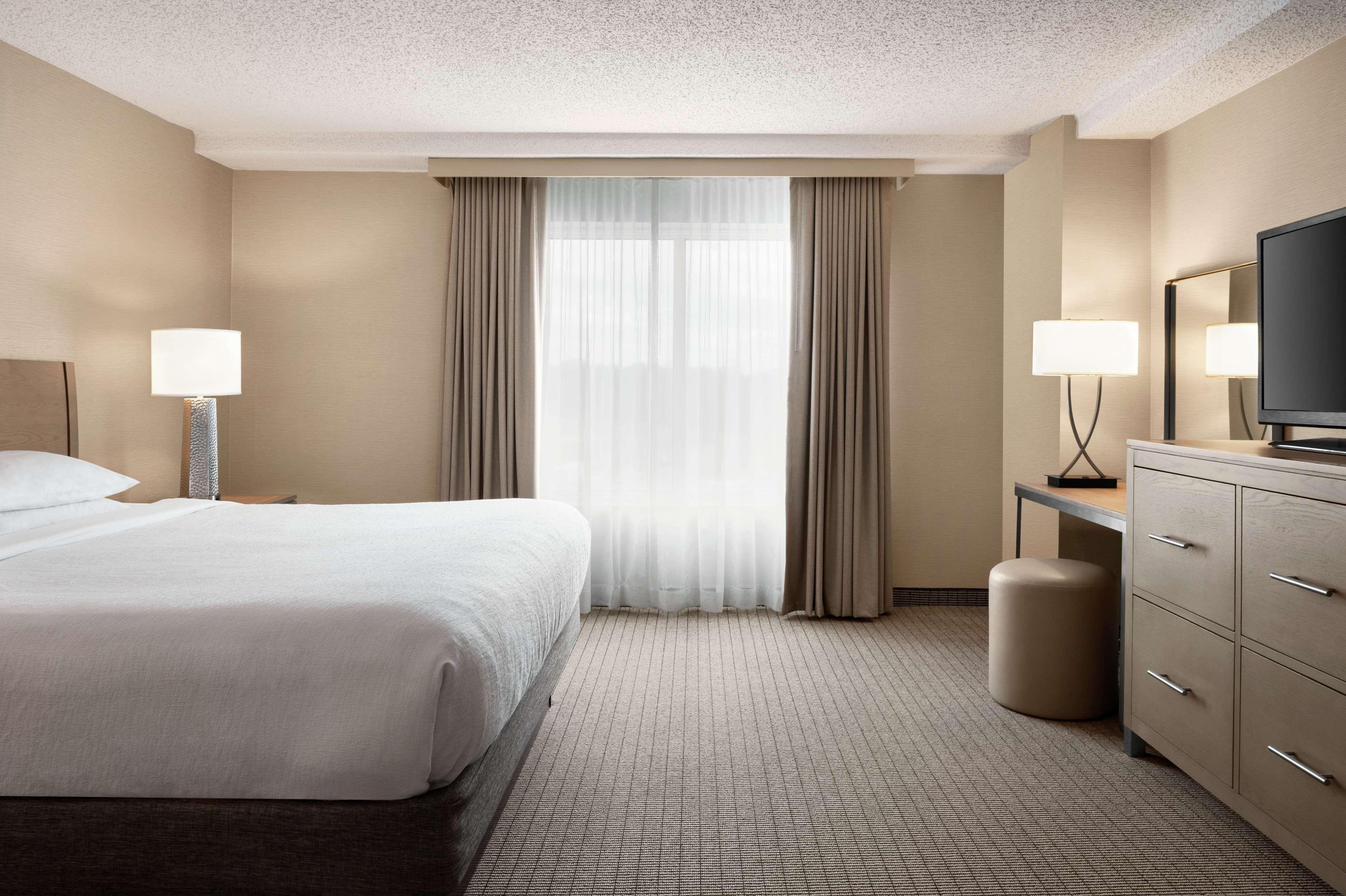 embassy suites by hilton cleveland rockside