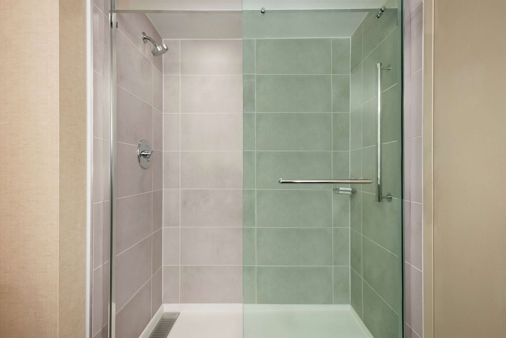 embassy suites by hilton cleveland rockside