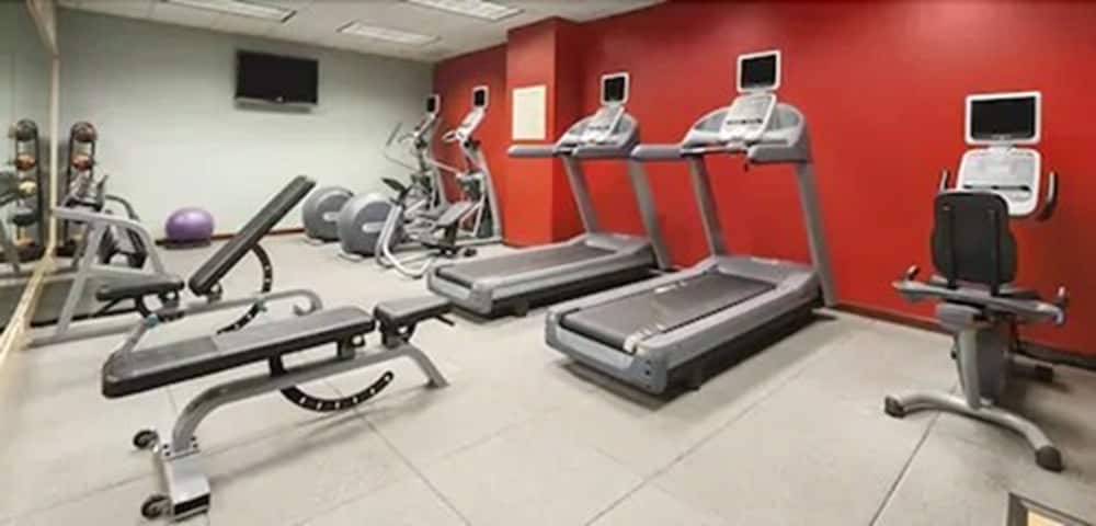 embassy suites by hilton cleveland rockside