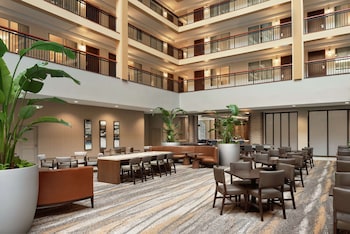 Embassy Suites By Hilton Cleveland Rockside,Elyria>>Cleveland,4 star