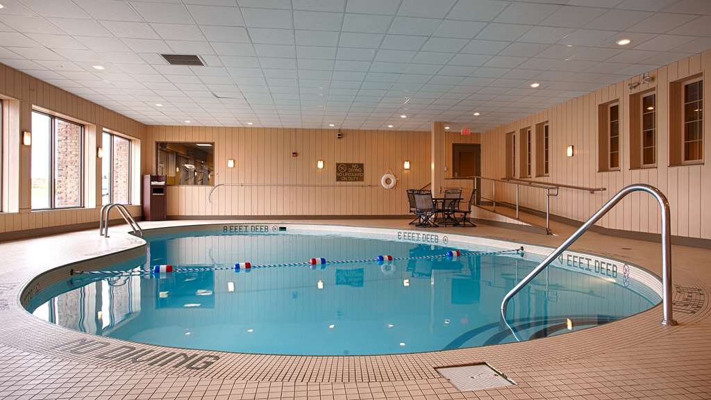 spark by hilton lockport