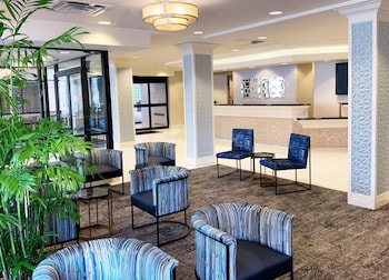 doubletree by hilton milwaukee downtown