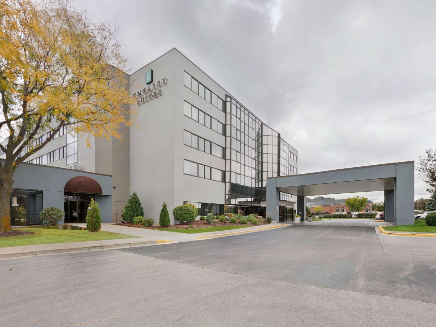 embassy suites by hilton milwaukee brookfield