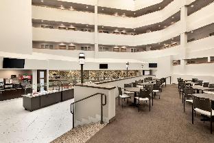embassy suites by hilton milwaukee brookfield