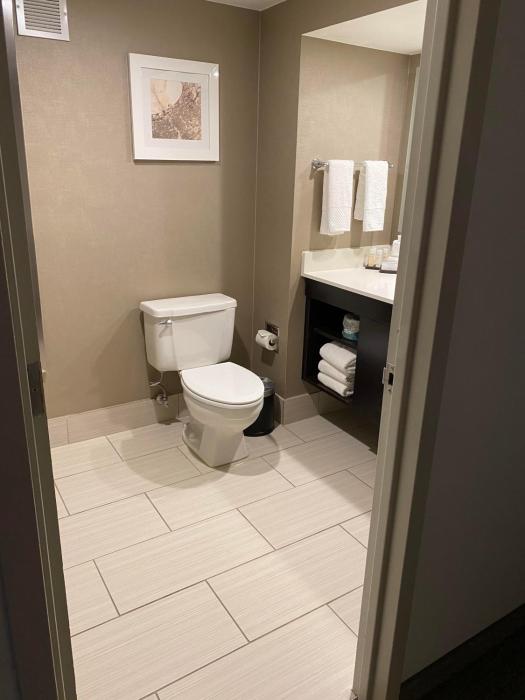 embassy suites by hilton milwaukee brookfield