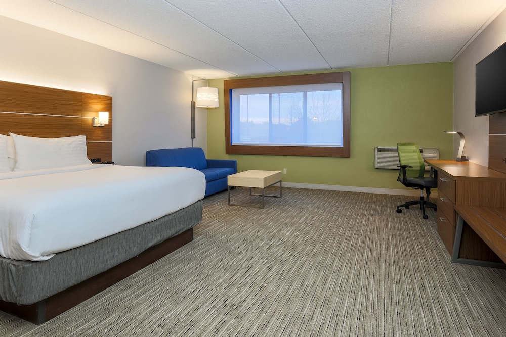 holiday inn express milwaukee west medical center by ihg
