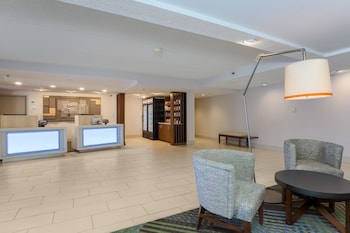 Holiday Inn Express Milwaukee-West Medical Center By Ihg,Milwaukee>>Elm Grove,3 star