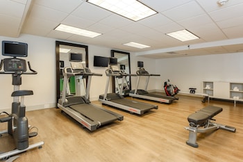 Holiday Inn Express Milwaukee-West Medical Center By Ihg,Milwaukee>>Elm Grove,3 star