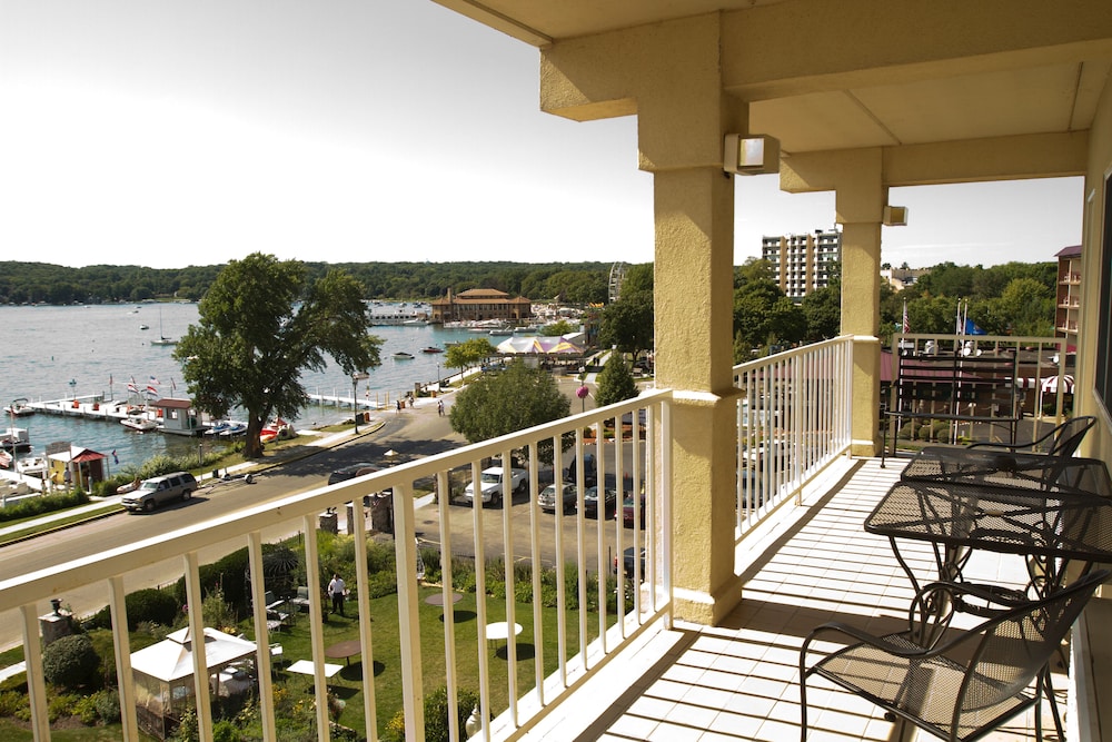 bella vista suites