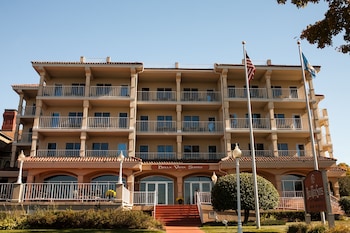 Bella Vista Suites,Walworth>>Lake Geneva,3 star