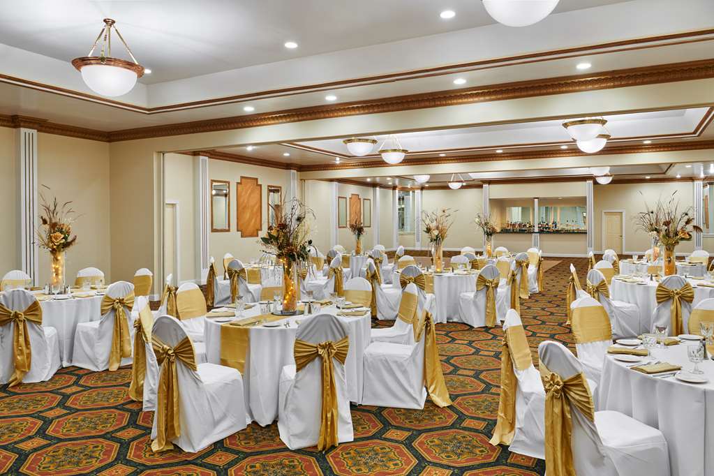 best western plus milwaukee airport hotel and conference ctr