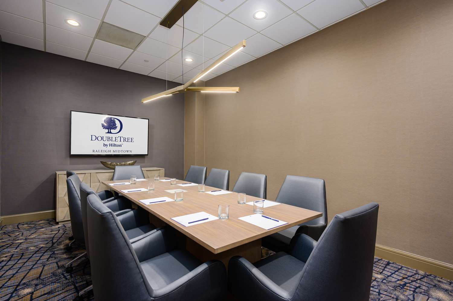 doubletree by hilton raleigh midtown nc