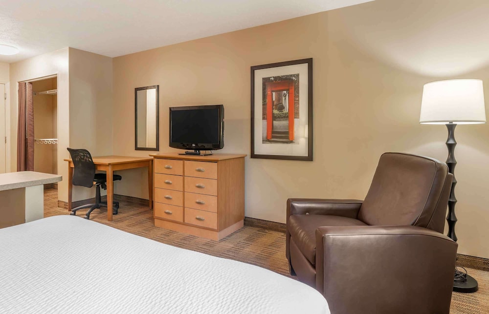 extended stay america suites north raleigh wake towne dr