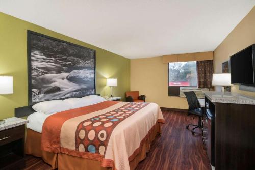 super 8 by wyndham raleigh north east