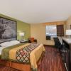 super 8 by wyndham raleigh north east