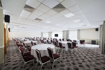 holiday inn glasgow east kilbride by ihg